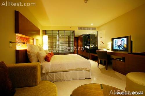 Millennium Resort Patong 10